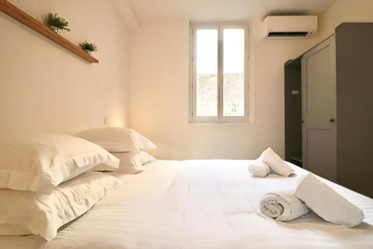 Fersen Bright Apartment Renovated For 5 People In Center Of Old Antibes France