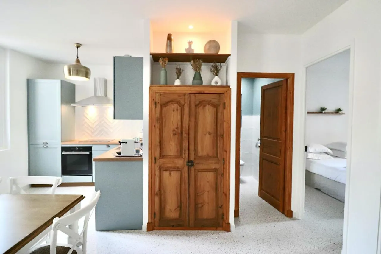 Fersen Bright Apartment Renovated For 5 People In Center Of Old Antibes 0*,  France